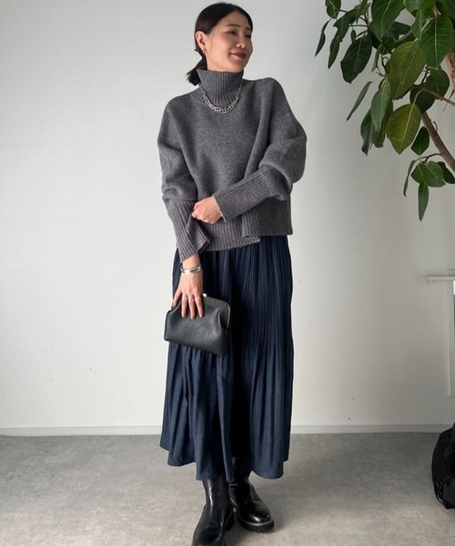 un dix cors（アンディコール）の「消しプリーツロングスカート（スカート・レディース・ネイビー/オレンジ/グリーン・FREE）」の4枚目の写真