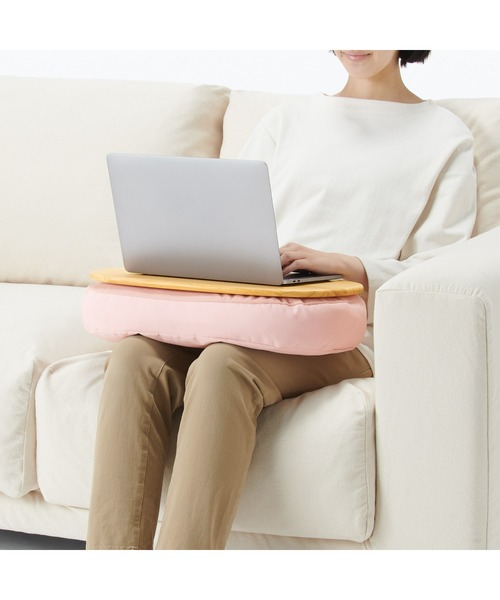 ひざの上でつかえるテーブルクッション（家具）｜無印良品（ムジルシ
