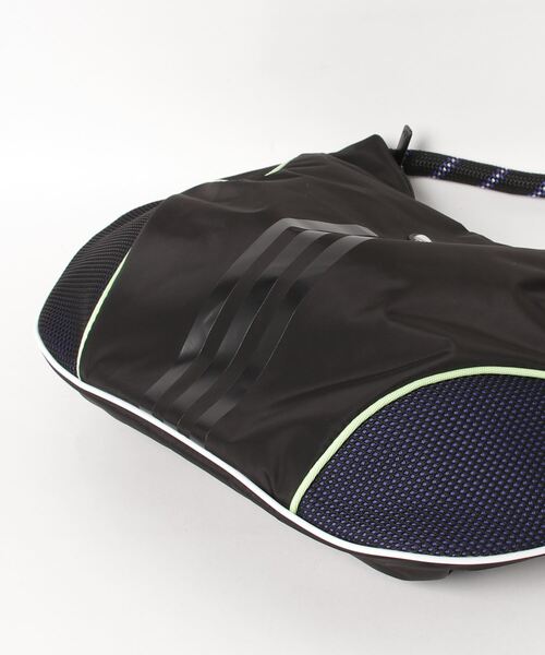 adidas(アディダス)の「ショルダーバッグ / アディダスオリジナルス adidas Originals(ショルダーバッグ・レディース・ブラック・FREE)」の8枚目の写真