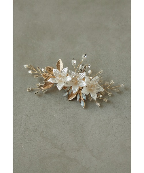 フラワーモチーフヘアクリップ ヘアアクセサリー 結婚式 二次会