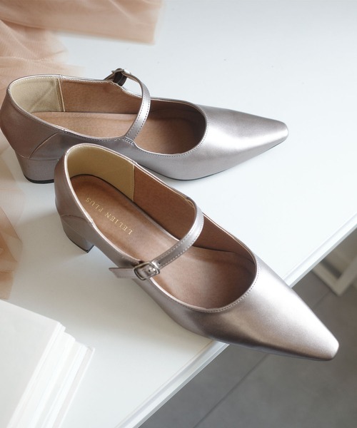 AmiAmi（アミアミ）の「柔らか！ソフトスクエアトゥメリージェーン/ 4cm太ヒールパンプス（パンプス・レディース・ブラック/ホワイト×ブラック/シルバー/ブラック系その他/グレイッシュベージュ/シルバーグレー/ダークブラウン/シルバー系その他/レッド/ブラック系その他2/アイボリー/ブラック系その他3/ブラックミックス/ゴールド系その他/ブロンズ・L/LL/M/S）」の15枚目の写真