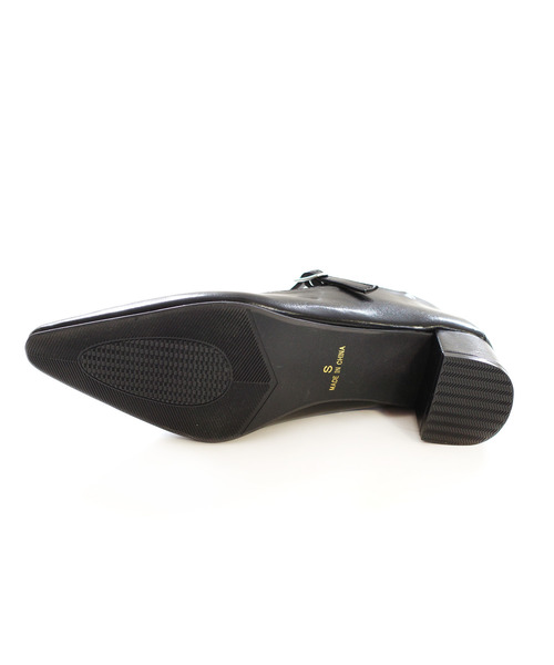 AmiAmi（アミアミ）の「柔らか！ソフトスクエアトゥメリージェーン/ 4cm太ヒールパンプス（パンプス・レディース・ブラック/ホワイト×ブラック/シルバー/ブラック系その他/グレイッシュベージュ/シルバーグレー/ダークブラウン/シルバー系その他/レッド/ブラック系その他2/アイボリー/ブラック系その他3/ブラックミックス/ゴールド系その他/ブロンズ・L/LL/M/S）」の18枚目の写真