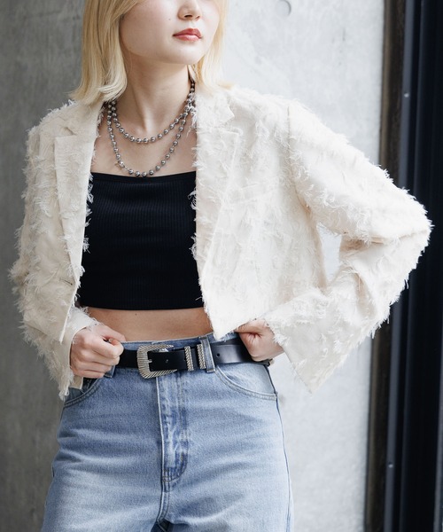 PAGEBOY(ページボーイ)の「ジャガードショートジャケット(テーラードジャケット・レディース・ブラック/ホワイト・FREE)」の1枚目の写真