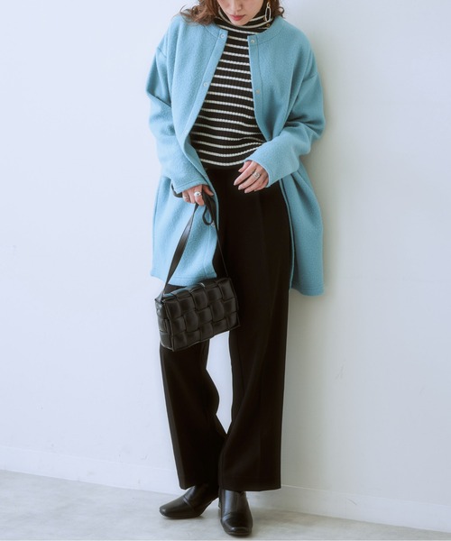 SMILE LAND（スマイルランド）の「大きいサイズ フェイクスライバーノーカラージャケット（ノーカラージャケット・レディース・ブルー系/ブラック・L～LL/3L～4L）」の5枚目の写真