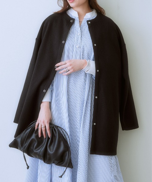 SMILE LAND（スマイルランド）の「大きいサイズ フェイクスライバーノーカラージャケット（ノーカラージャケット・レディース・ブルー系/ブラック・L～LL/3L～4L）」の10枚目の写真