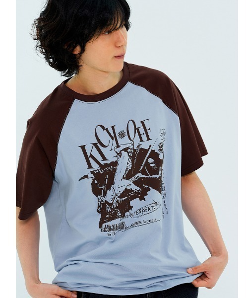 NASTY KICK(ナスティーキック)の「A'GEM/9 × .kom 『NASTY KICK/ナスティー キック』 Pitchy Raglan Tee/ピッチーラグラン 半袖Tシャツ(Tシャツ/カットソー・メンズ・チャコールグレー/ライトブルー/アイボリー・L/M)」の3枚目の写真