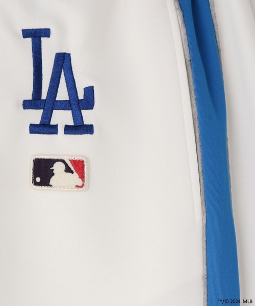 LOWRYS FARM(ローリーズファーム)の「MLB/カットタイトスカート 105930(スカート・レディース・レッド/グリーン/ネイビー/アイボリー・FREE)」の10枚目の写真