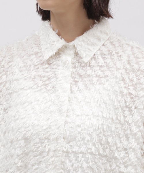 LAKOLE(ラコレ)の「フリンジクロップドシャツ / 106660(シャツ/ブラウス・レディース・ライトブルー/ブラック/オフホワイト・MEDIUM/SMALL)」の6枚目の写真