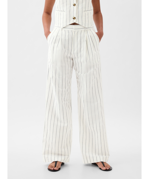 GAP（ギャップ）の「ハイライズ コットンリネン プリーツ トラウザーパンツ（その他パンツ・レディース・ホワイト×ネイビー/ベージュ/ネイビー・4/2/8/10/00/0/000/6）」の4枚目の写真