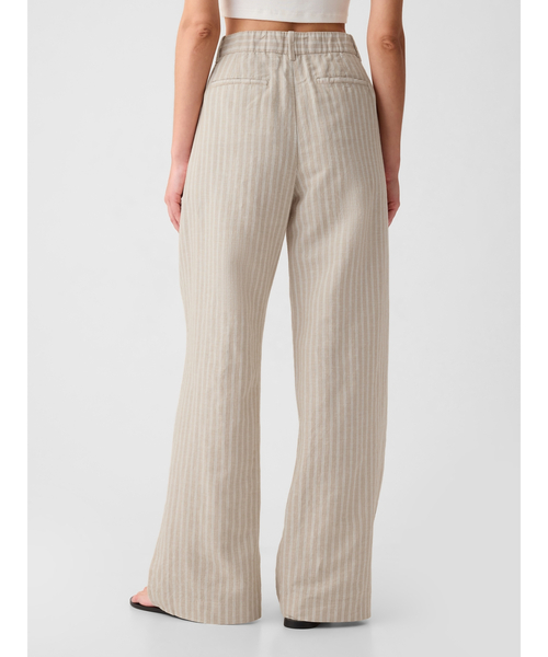 GAP（ギャップ）の「ハイライズ コットンリネン プリーツ トラウザーパンツ（その他パンツ・レディース・ホワイト×ネイビー/ベージュ/ネイビー・4/2/8/10/00/0/000/6）」の17枚目の写真