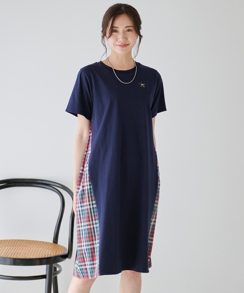 Arnold Palmer（アーノルドパーマー）の「スターモチーフ ワンピース（ワンピース・レディース・ライトベージュ/ブラック/ネイビー・M/L/S）」の3枚目の写真