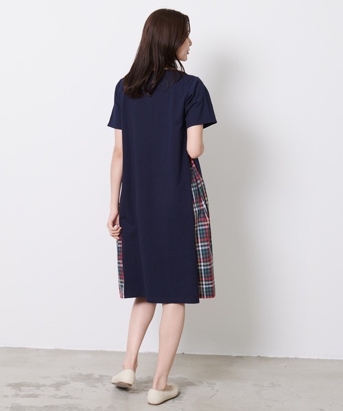 Arnold Palmer（アーノルドパーマー）の「スターモチーフ ワンピース（ワンピース・レディース・ライトベージュ/ブラック/ネイビー・M/L/S）」の12枚目の写真