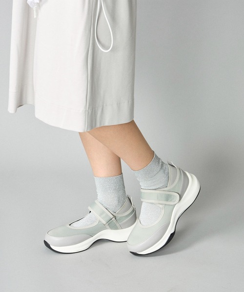 noyau（ノヤウ）の「【軽量】ベルクロスニーカー（スニーカー・レディース・ブラック/アイボリー/グレー/クリアブラック・S/M/L/LL）」の4枚目の写真