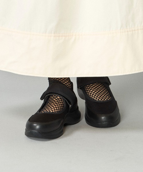 noyau（ノヤウ）の「【軽量】ベルクロスニーカー（スニーカー・レディース・ブラック/アイボリー/グレー/クリアブラック・S/M/L/LL）」の2枚目の写真