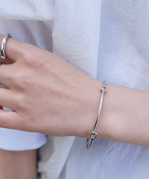 NOMINE（ノミネ）の「フックバングル（ブレスレット・レディース・ゴールド/シルバー・フリー）」の7枚目の写真
