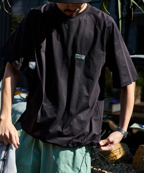 FREAK'S STORE(フリークスストア)の「限定展開 ビッグシルエット 水陸両用 ラグランスリーブ ユーティリティー Tシャツ / ラッシュガード(Tシャツ/カットソー・メンズ・ホワイト/ブラック・LARGE/MEDIUM/SMALL)」の7枚目の写真