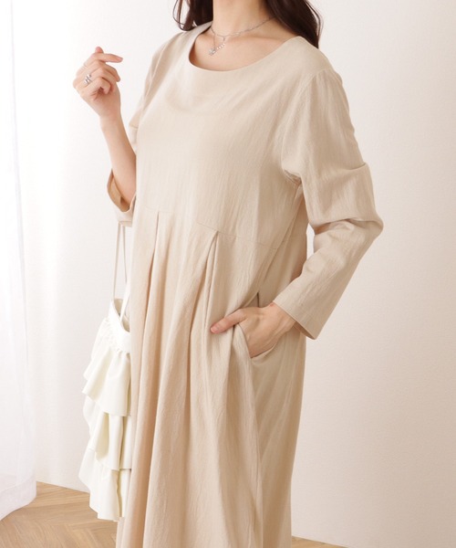 Lace Ladies(レースレディース)の「ソリッドカラー タック付き フレア ロング ワンピース(ワンピース・レディース・アイボリー/ブラック/グリーン・S/M/XL)」の15枚目の写真