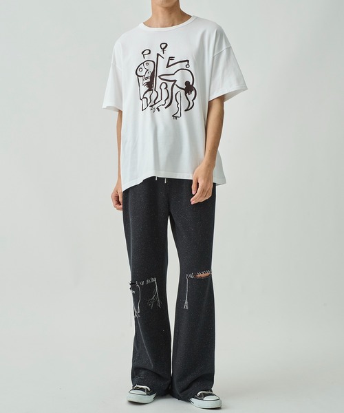 DISCOVERED(ディスカバード)の「KILAKILA DAMAGE SWEAT PANTS(スウェットパンツ・メンズ・グレー/ブラック・3)」の3枚目の写真