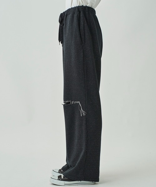 DISCOVERED(ディスカバード)の「KILAKILA DAMAGE SWEAT PANTS(スウェットパンツ・メンズ・グレー/ブラック・3)」の6枚目の写真