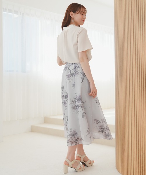 ASTORIA ODIER（アストリアオディール）の「金具パール使い配色ボウタイ半袖ブラウス（シャツ/ブラウス・レディース・ベージュ/ラベンダー/ホワイト/ライトグレー・MEDIUM/LARGE）」の19枚目の写真