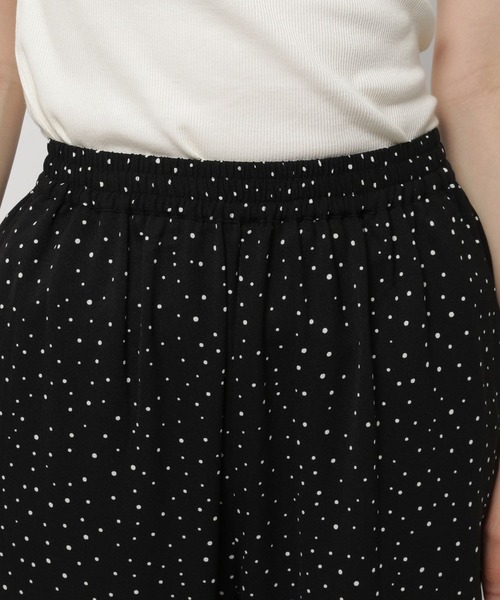 niko and...（ニコアンド）の「DRYユルプリントパンツ（その他パンツ・レディース・ブラック/ホワイト/チャコール/ダークブルー/スモーク/ライトグリーン・FREE）」の22枚目の写真