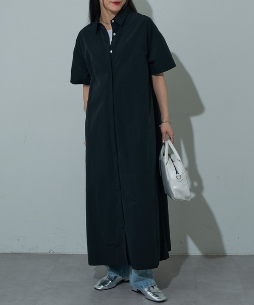 COLONY 2139（コロニートゥーワンスリーナイン）の「ハーフスリーブシャツワンピース（シャツワンピース・レディース・グレー/ブラック・FREE）」の2枚目の写真