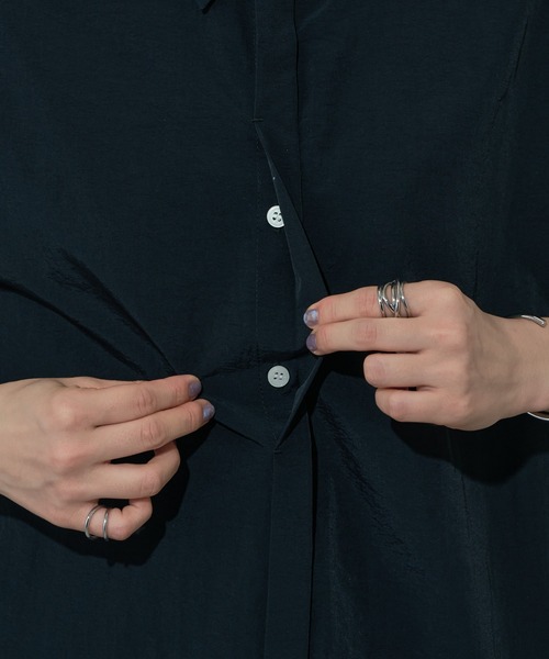 COLONY 2139（コロニートゥーワンスリーナイン）の「ハーフスリーブシャツワンピース（シャツワンピース・レディース・グレー/ブラック・FREE）」の3枚目の写真