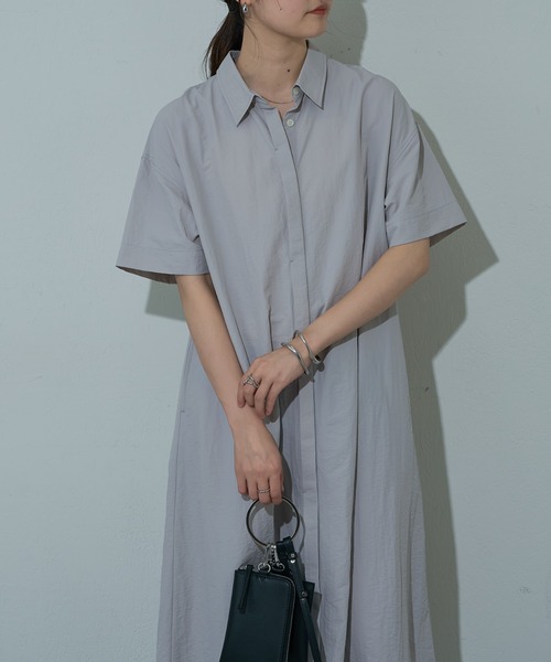 COLONY 2139（コロニートゥーワンスリーナイン）の「ハーフスリーブシャツワンピース（シャツワンピース・レディース・グレー/ブラック・FREE）」の16枚目の写真