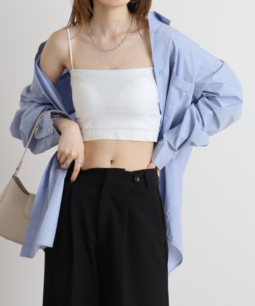 Y/lim(イリム)の「クロップド丈カップ付き細肩紐ベアキャミ(キャミソール・レディース・チャコールグレー/ブラック/オフホワイト・FREE)」の2枚目の写真