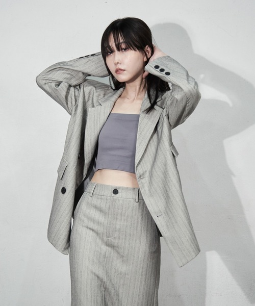 Y/lim(イリム)の「クロップド丈カップ付き細肩紐ベアキャミ(キャミソール・レディース・チャコールグレー/ブラック/オフホワイト・FREE)」の18枚目の写真