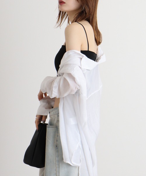 Y/lim(イリム)の「クロップド丈カップ付き細肩紐ベアキャミ(キャミソール・レディース・チャコールグレー/ブラック/オフホワイト・FREE)」の12枚目の写真