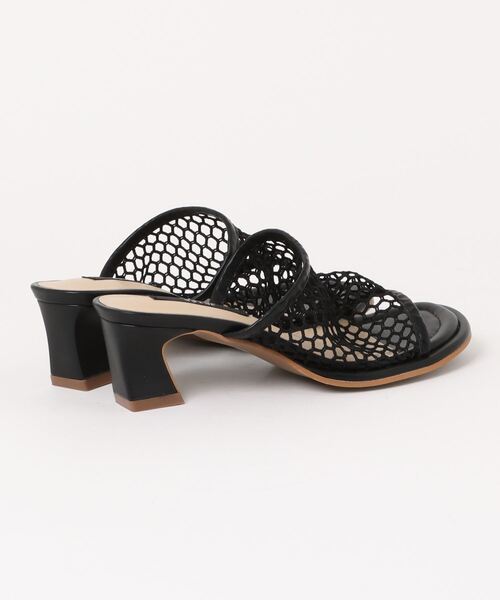 Q（キュー）の「メッシュサンダル（サンダル・レディース・ライトグレー/ブラック・23.5/24.5）」の3枚目の写真