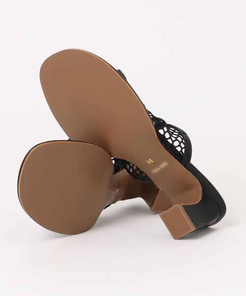 Q（キュー）の「メッシュサンダル（サンダル・レディース・ライトグレー/ブラック・23.5/24.5）」の4枚目の写真