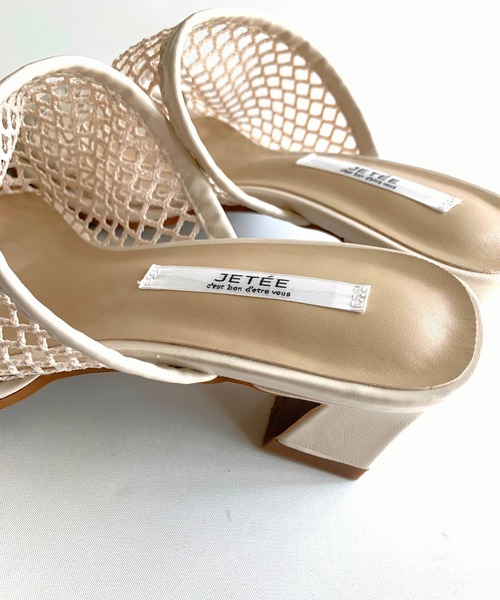 Q（キュー）の「メッシュサンダル（サンダル・レディース・ライトグレー/ブラック・23.5/24.5）」の12枚目の写真