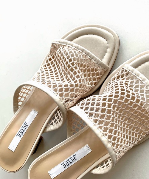 Q（キュー）の「メッシュサンダル（サンダル・レディース・ライトグレー/ブラック・23.5/24.5）」の8枚目の写真