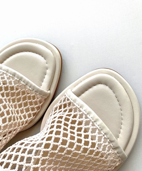 Q（キュー）の「メッシュサンダル（サンダル・レディース・ライトグレー/ブラック・23.5/24.5）」の10枚目の写真