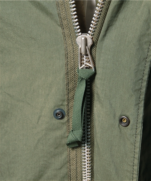 SEVENDAYS=SUNDAY(セブンデイズサンデイ)の「ALPHA M-65 PARKAジャケット(ピーコート・メンズ・ブラック/オリーブ・MEDIUM/LARGE)」の8枚目の写真