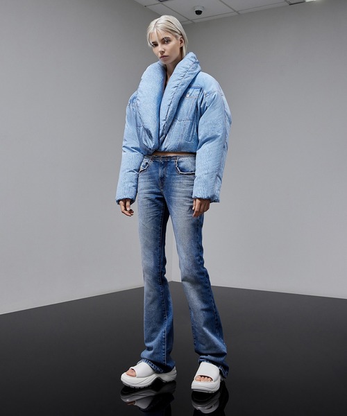 CHARLES & KEITH(チャールズ & キース)の「ワイドストラップカーブプラットフォームスポーツサンダル(サンダル・レディース・シルバー/ブラック/ホワイト・25.5cm/22.5cm/23cm/23.5cm/24.5cm/25cm)」の20枚目の写真