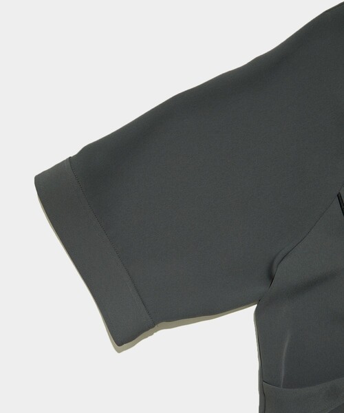 CITY TOKYO(シティトウキョウ)の「<セットアップ対応><2WAY><手洗い可能><接触冷感>ダブルクロスオープンカラーシャツ(シャツ/ブラウス・レディース・ダークグレー/ライトグレー/ネイビー/ブラック・FREE)」の17枚目の写真