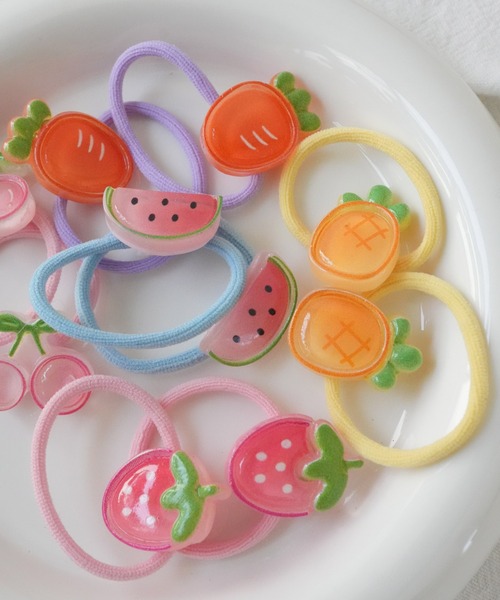 hymy（ヒュミュ）の「【 hymy-ヒュミュ- 】 クリア フルーツ 10個セット ヘアゴム ( kids )（ヘアゴム・キッズ・その他/その他1・FREE）」の2枚目の写真
