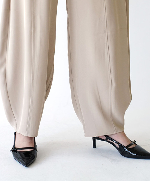 e-zakkamania stores(イーザッカマニアストアーズ)の「アラジンパンツ(その他パンツ・レディース・ブラック/グレイッシュベージュ・M)」の12枚目の写真