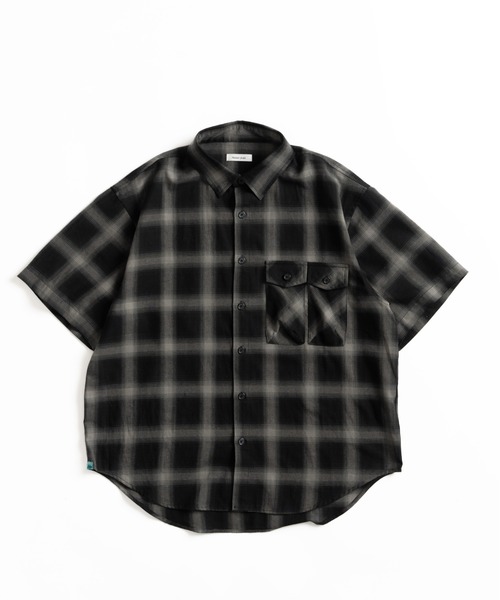 Adoon plain（アドーンプレーン）の「アソートフィッシングシャツ（オンブレチェック・ストライプ）（シャツ/ブラウス・メンズ・ブラック/ブルー・MEDIUM/LARGE）」の2枚目の写真