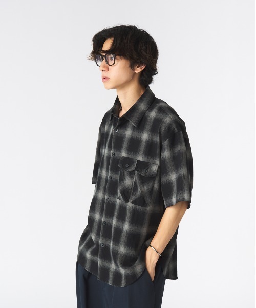Adoon plain（アドーンプレーン）の「アソートフィッシングシャツ（オンブレチェック・ストライプ）（シャツ/ブラウス・メンズ・ブラック/ブルー・MEDIUM/LARGE）」の10枚目の写真