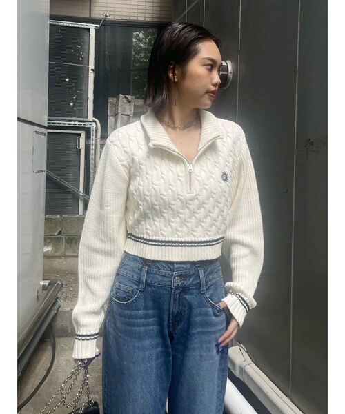 EVRIS（エヴリス）の「【ショート丈】ケーブルSUNNYハーフジップニット（ニット/セーター・レディース・ブラック/ネイビー/ホワイト/レッド・FREE）」の16枚目の写真