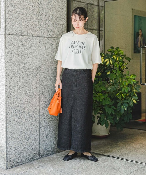 ITEMS URBANRESEARCH（アイテムズ アーバンリサーチ）の「デニムタイトスカート（スカート・レディース・インディゴブルー/ブラック・FREE/SMALL）」の4枚目の写真