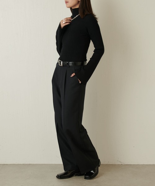 Lui's（ルイス）の「フレアスリーブタートルネックニット（ニット/セーター・レディース・チャコールグレー/ホワイト/ブラック・FREE）」の16枚目の写真