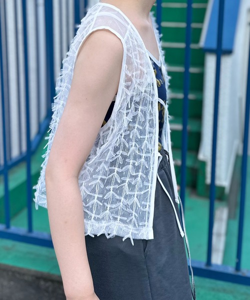 ヴィンテージ✨ヴァレンティノガラヴァーニ レース ベスト ベージュ 12 ヴィンテージ✨ヴァレンティノガラヴァーニ レース ベスト