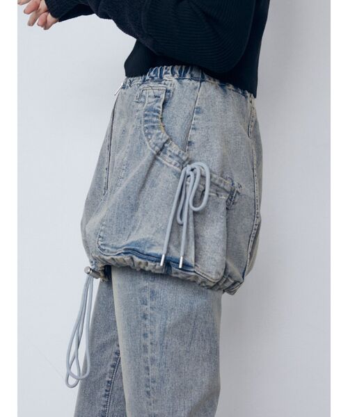 EMODA(エモダ)の「レイヤージャストウエストフレアージーンズ(デニムパンツ・レディース・インディゴブルー/ライトブルー/ブラック・MEDIUM/SMALL)」の11枚目の写真