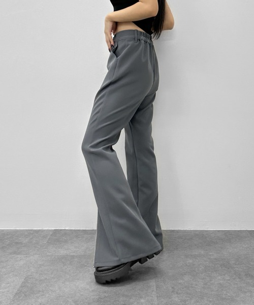 LVEU.(ラブユ.)の「【LVEU.】センタージップフレアパンツ / ボトムス パンツ スラックス ファスナー センタージップ フレアパンツ モノトーン モード ブラック グレー(スラックス・レディース・ブラック/グレー・FREE)」の13枚目の写真