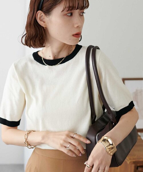 DISCOAT（ディスコート）の「【WEB限定】配色半袖プルオーバー（ニット/セーター・レディース・グレー/アイボリー/ブラック/ネイビー/オレンジ/ブラウン/グレー系その他/グレイッシュベージュ・FREE）」の2枚目の写真